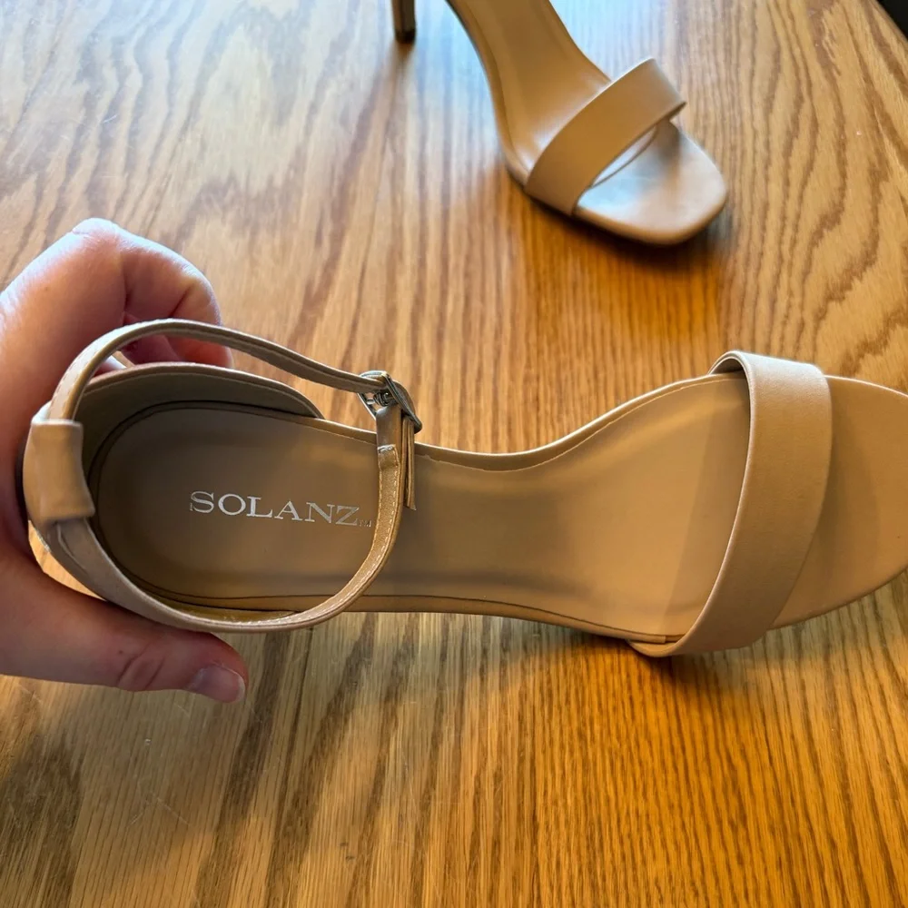 Brand New Solanz Nude Women's Heeled Sandals